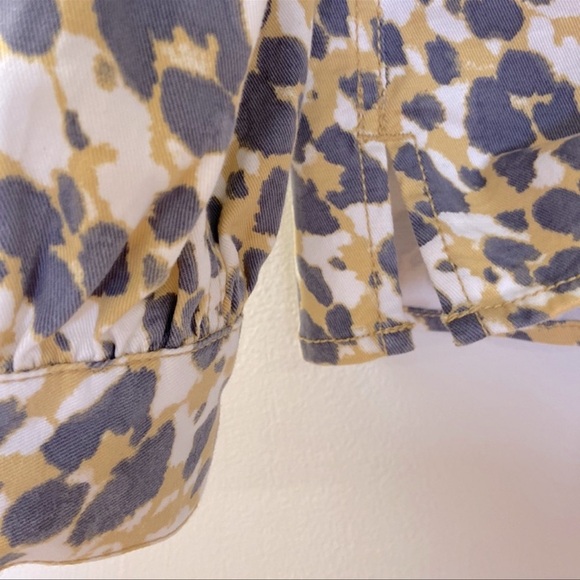 NWT Cabi | The Dreamer Providence Shirt Jacket in Safari Print 5854 M - Picture 13 of 14